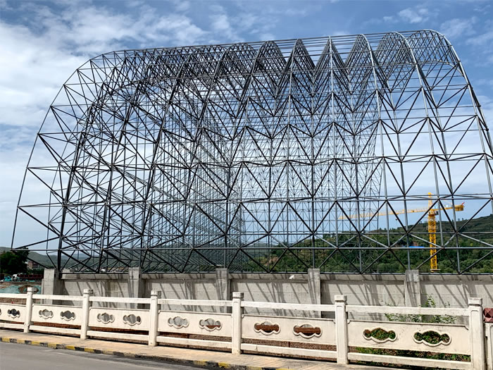 阿城山寨矿储煤棚网架